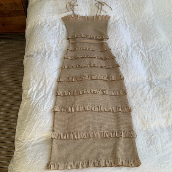 V. Chapman Lily Smocked Ruffle Tiered Fitted Midi Dress Doeskin Beige Cream Tan - Picture 5 of 7